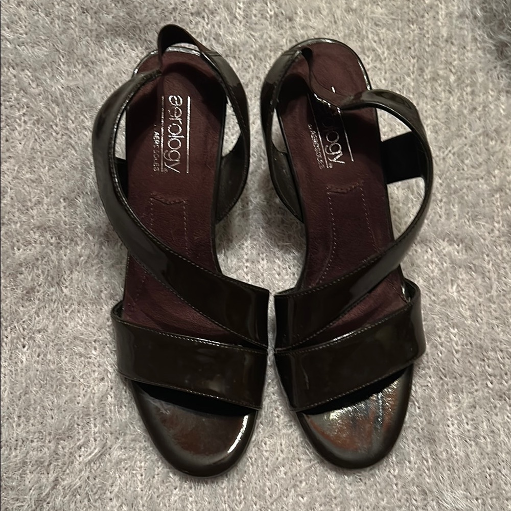 AEROSOLES Women's Dark Sandals